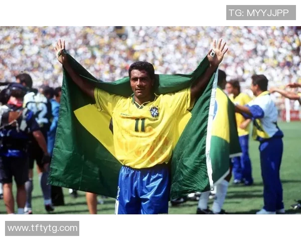 全球超级足球明星盘点及他们的辉煌成就与影响力分析