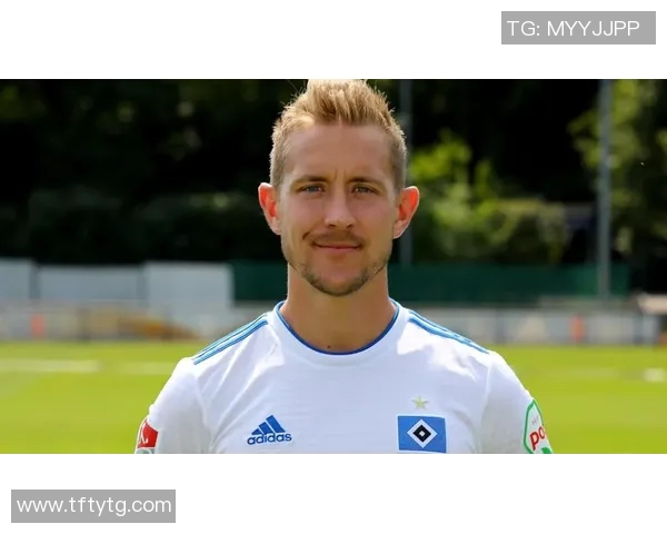 全球顶级足球明星薪酬揭秘:谁是收入最高的球员与背后的故事 全球顶级足球明星薪酬揭秘:谁是收入最高的球员与背后的故事